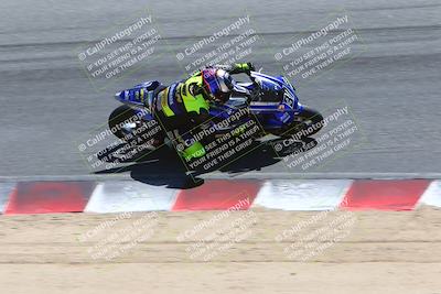 media/Jun-26-2022-CRA (Sun) [[122d0e5426]]/Race 13 (Expert 1000 Superbike)/Start Finish/